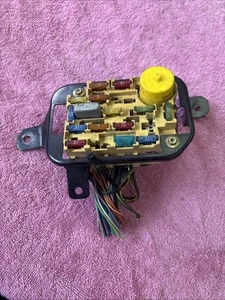 1990 LINCOLN TOWN CAR FUSE BOX UNDER DASH 302 5.0 - Picture 1 of 9