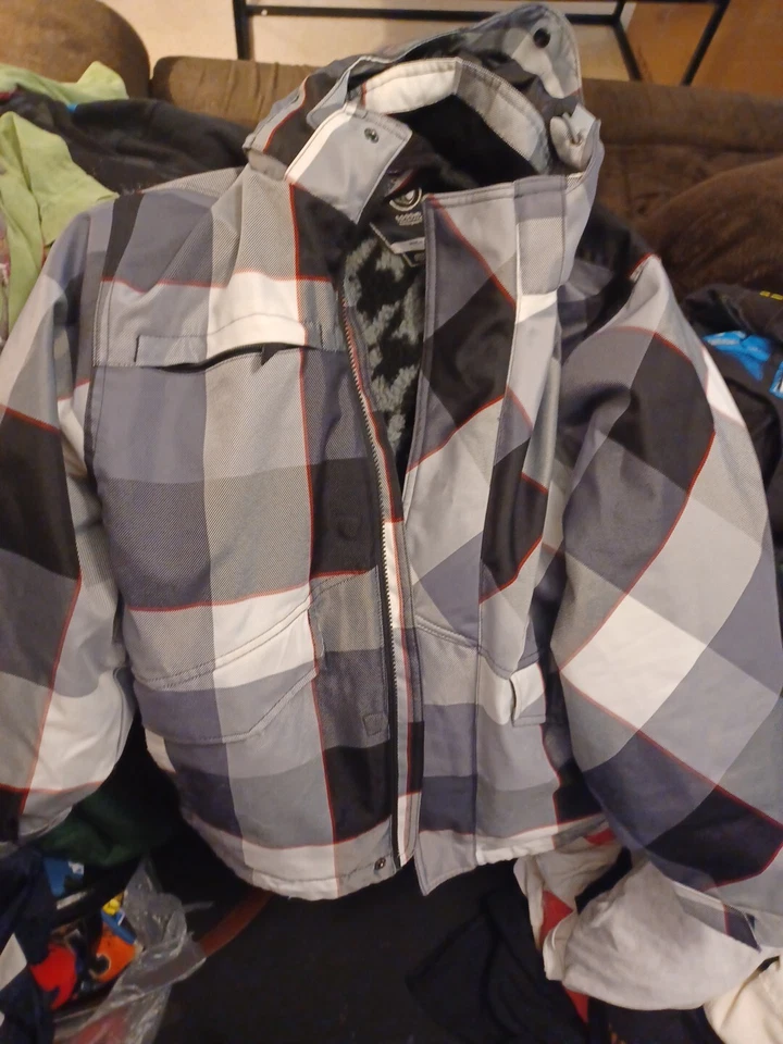 Ripzone ski jacket Youth large - Image 1 of 4