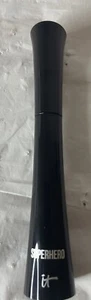 Máscara de pestañas IT Cosmetics Superhero Elastic Stretch Volume súper negra - Imagen 1 de 2