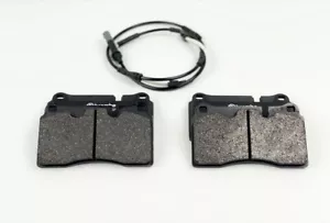 🚚Aston Martin DB9 V8 Vantage Front Brake Pads - Aftermarket - Picture 1 of 6