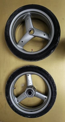 Cerchi In lega per Triumph Speed Triple 955i Foto 1 de 4