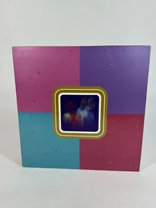 PRESS KIT 50° Anniversario Disneyland: Quadro acrilico con fotolibro lenticolare - Foto 1 di 12
