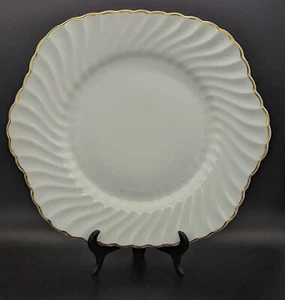 Rare Stylish 1980s Square Handled 10 1/2" Cake Plate "Gold Chelsea" by WEDGWOOD - Picture 1 of 21