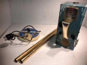 VINTAGE WHITE'S COINMASTER COOL RETRO STEAMPUNK METAL GOLD DETECTOR - Picture 1 of 12