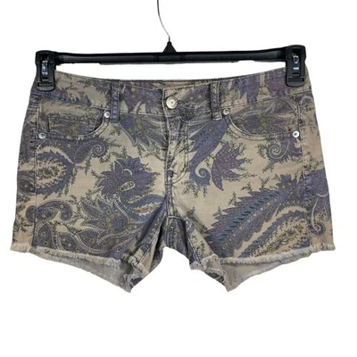Pantalones Cortos American Eagle Talla 8 Pana Paisley Dobladillos Deshilachados Elastizados Cremallera-Vuela Tiro Bajo Foto 1 de 4