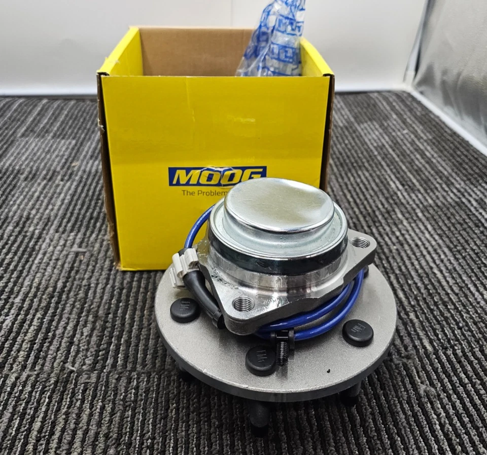 Buje de cojinete de rueda delantera MOOG 515054 para Silverado GMC Sierra 1500 1999 2000-2007 Foto 1 de 4