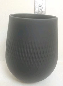 Villeroy & Boch Collier Noir Vase Carre Small 6" tall Porcelain Black NEW/BOX - Picture 1 of 8
