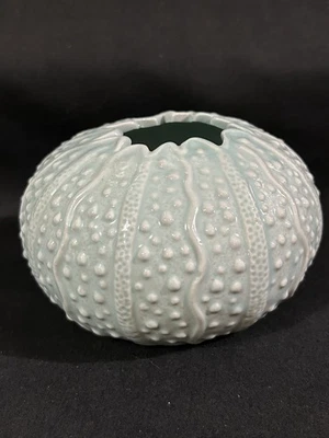 Hermoso jarrón de cerámica de erizo de mar decoración de casa de playa  Foto 1 de 4