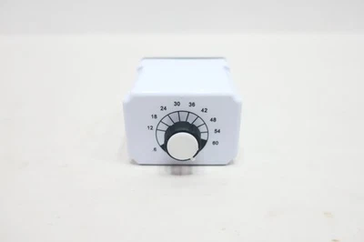 Dayton 1EGB3 Time Delay Relay 20v-ac 10a 0.6-60sec - Image 1 of 4