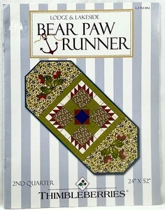 2007 Thimbleberries Lodge & Lakeside Bear Paw Runner Quilting Pattern 13727 - Bild 1 von 2