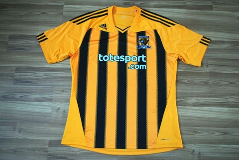 HULL CITY THE TIGERS 2010-2011 HOME FOOTBALL SHIRT JERSEY SIZE XLARGE MENS RARE Cover
