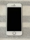 Apple Iphone Se 32Gb Silver (Simple Mobile) A1662 Excellent Condition
