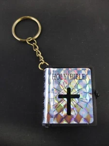 Miniature HOLY BIBLE keyring - Picture 1 of 6