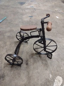 Vintage Metall Fahrrad Fahrrad Holz Sitz Dekoration Puppe - Bild 1 von 15