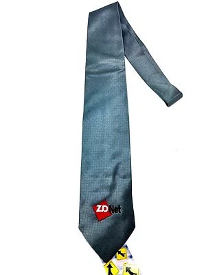 ZDNet Tecnología Empresarial Noticias Sitio Web Corbata Cuello Traje Informal Formal Seda Corbata Azul Foto 1 de 3