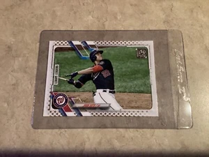 2021 Topps - JUAN SOTO, #225 🥎⭐️GOLD STAR PARALLEL⭐️🥎 !!! - Picture 1 of 2