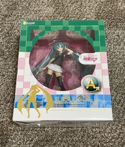 Family Mart Limited Happy Lottery Premio Hatsune Miku Figura Familia PVC Escala 1/8 - Imagen 1 de 8