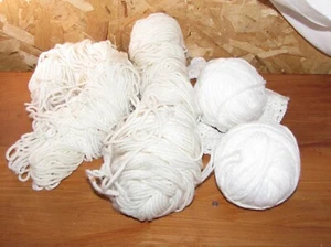 White Yarn 9.3oz - Picture 1 of 4