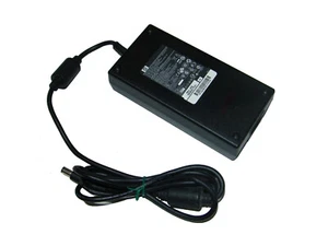 hp Model HSTNN-LA03 AC Adapter 19.5V DC 9.5A **32 - Bild 1 von 2
