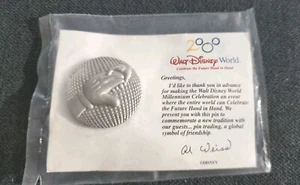  CELEBRATION THE FUTURE HAND IN HAND PIN WALT DISNEY WORLD 2000 MILLENNIUM   - Bild 1 von 3