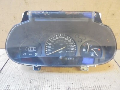 Cuadro de instrumentos Ford Fiesta 1998 MK4 1.3 8V MANUAL SPEEDO 96FB-10849-BF Foto 1 de 4