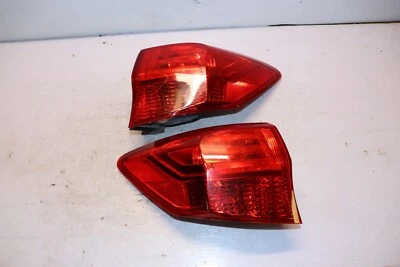 Luz trasera derecha e izquierda Acura RDX 2013-2015 Foto 1 de 4