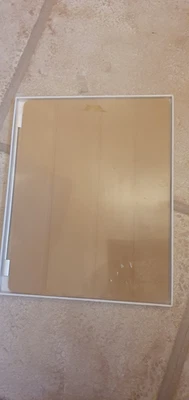 Apple iPad Smart Cover TAN MC948ZM/A iPad 2nd 3rd 4th Gen - Image 1 of 2