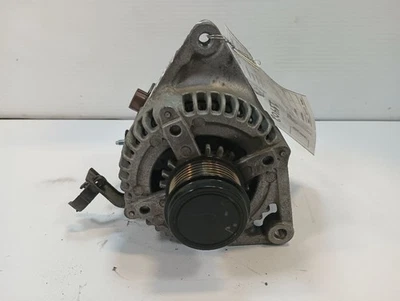 Alternador de 100 amperios de 2009 Toyota Rav4 2,5 L 12413789 Foto 1 de 4