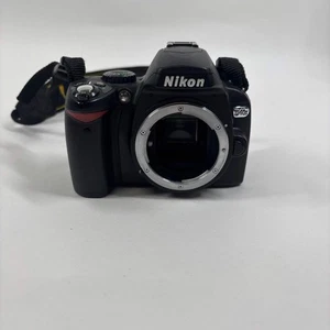 Cámara Nikon D40x 10,2 MP DSLR - Imagen 1 de 13