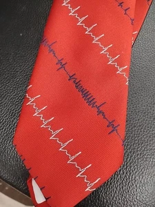 Corbata para hombres Inderal LA Drug PROPANOL EKG LEER Latidos del corazón rojo sangre médicos - Imagen 1 de 3