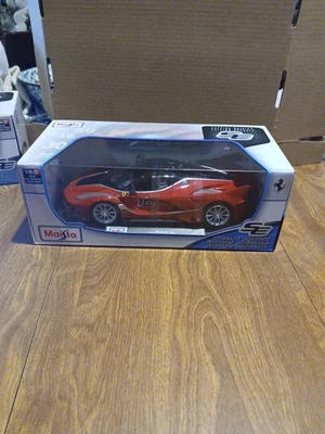Maisto FXX K Edición Especial 1:18 Diecast Vehicle SE Foto 1 de 3