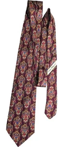 Salvatore Ferragamo Men's Dog Animal Crest Print Silk Neck Tie Made in Italy - Picture 1 of 4