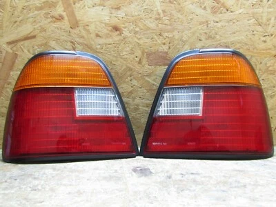 Juego de luces traseras sedán JDM Nissan Pulsar FN14 1991 1995 ARTÍCULO RARO FÁBRICA OEM Foto 1 de 4