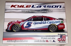 Kyle Larson 2024 Hendrick 40th Anniversary #5 Chevy Camaro 1:24 model car kit - Picture 1 of 1
