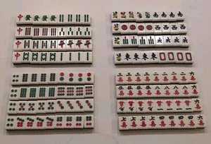 Vintage Mahjong mah Jong Tile Set With Blue Plastic Carrying Case 144 Tiles  - Picture 1 of 9