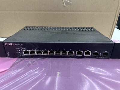 ZyXEL GS2220-10HP 8-Port Gigabit Ethernet Switch - Image 1 of 2