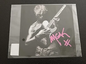 MGK Machine Gun Kelly SIGNED Mainstream Sellout Card Official AUTOGRAPHED No CD - Picture 1 of 2