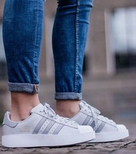 superstar cinza camurça