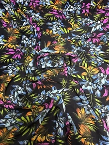 4 METRES GOOD QUALITY WOVEN SOFT BUBBLE CREPE PRINT DRESS FABRIC MULTICOLOUR - Picture 1 of 6