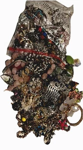 Vintage To Now Rhinestone Glass Lot Junk Jewelry Craft Repair Broken 3 Pounds - Picture 1 of 6