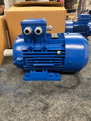 AMTECS MOTOR - 1.5KW- 2POLE - 230/400V - 90 FRAME - FOOT MOUNT  - IE3 - Image 1 of 3