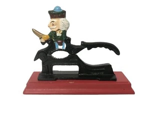 Christmas CAST IRON NUTCRACKER SOLDIER KNIGHT ON HORSE HOLDING SWORD VTG - Picture 1 of 8