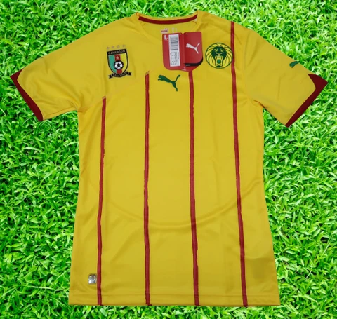 Cameroon Soccer Jersey Football Shirt 100% Original Size S 2010 Away Cover