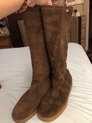 Женские коричневые замшевые сапоги до колена с надписью Juicy Couture стриженный мех размер 7 винтаж - Изображение 1 из 4