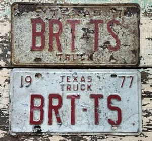 Old 77 TX. Matching Set Of Vintage 1977 Texas Truck license Plates BRT-TS - Picture 1 of 2