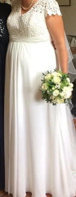 Wunderschönes Brautkleid, Gr 40/42, Körpergröße 170cm, Empirestil. - Bild 1 von 2