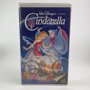 Walt Disney Classic Black Diamond Cinderella VHS Video Clamshell - Picture 1 of 12