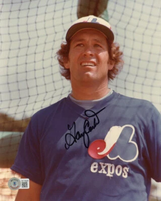 GARY CARTER SIGNED AUTOGRAPHED 8x10 PHOTO MONTREAL EXPOS LEGEND RARE BECKETT BAS - Image 1 of 2
