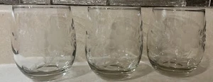 Set Of 3 Crate & Barrel Calistoga Etched Crystal Glasses - Picture 1 of 6