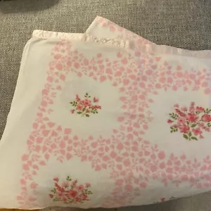 Vintage rosa und weiß Blumen Decke rosa Satin Borte 74”x84” weich - Bild 1 von 8